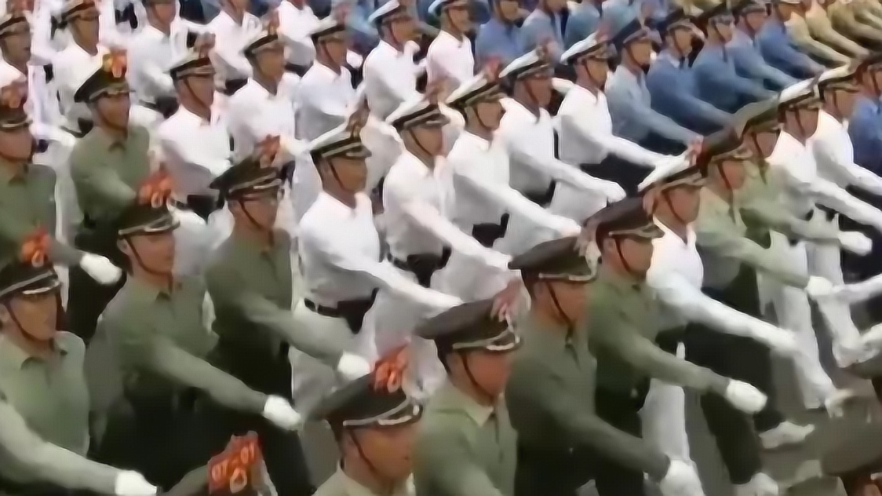 阅兵方阵领队军衔解析，阅兵方阵领队军衔深度解析