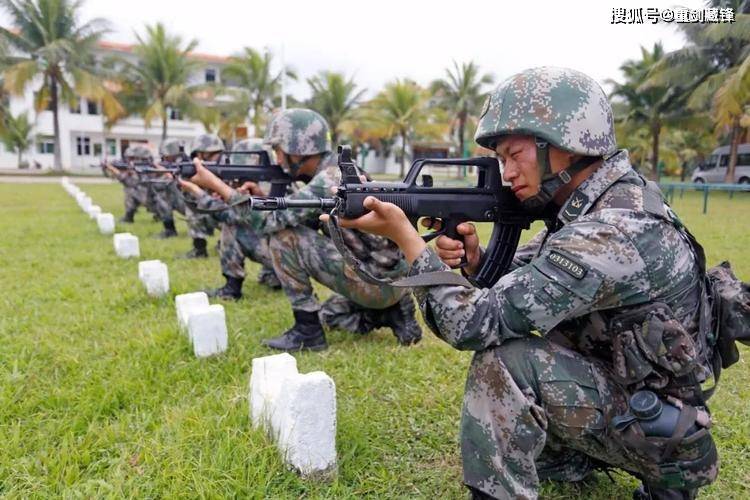 中国陆军的地位与作用，守护国家安全的重要力量，中国陆军，守护国家安全的关键力量