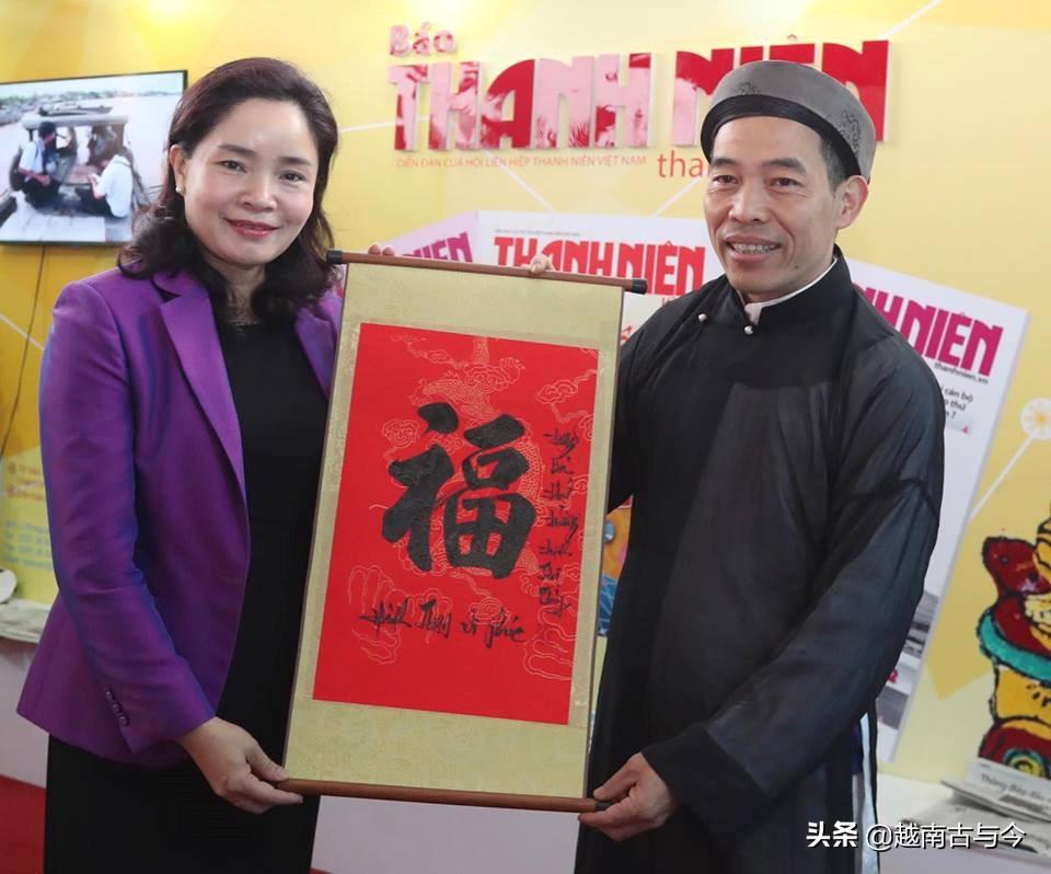 世界新闻报刊排名前十，世界新闻报刊排名前十榜单揭晓