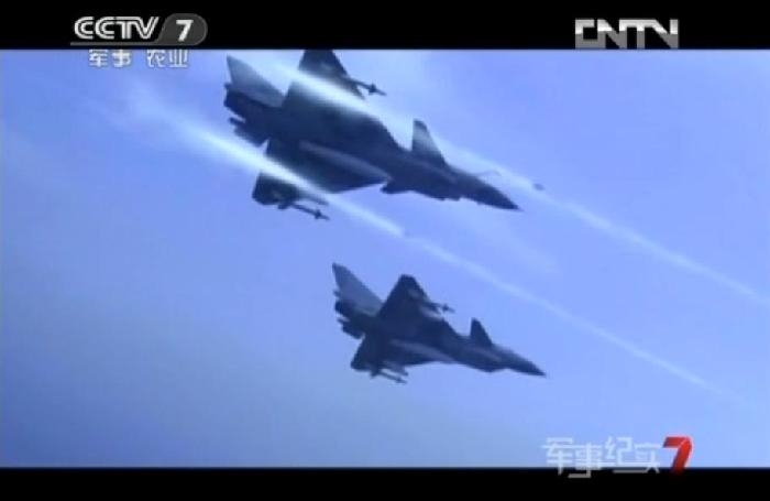 揭秘歼-10战斗机座舱，探索现代化战机的驾驶环境，揭秘歼-10战斗机座舱，探索现代化战机的尖端驾驶环境