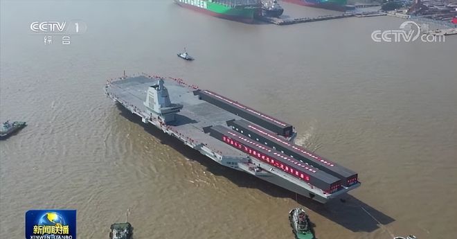 中国海军新里程碑，003号航母下水仪式隆重举行，中国海军新里程碑，003号航母下水仪式盛大举行