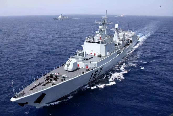 中国海军的崭新力量，052C驱逐舰的升级改造，中国海军新力量崛起，052C驱逐舰升级改造揭秘