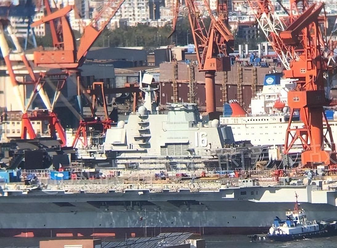 歼十六舰载机，中国海军航空兵的新锐力量，歼十六舰载机，中国海军航空兵的新锐力量亮相