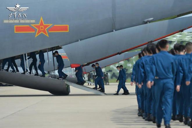 中国空军航空大学招飞毕业去向探究，中国空军航空大学招飞毕业去向深度解析