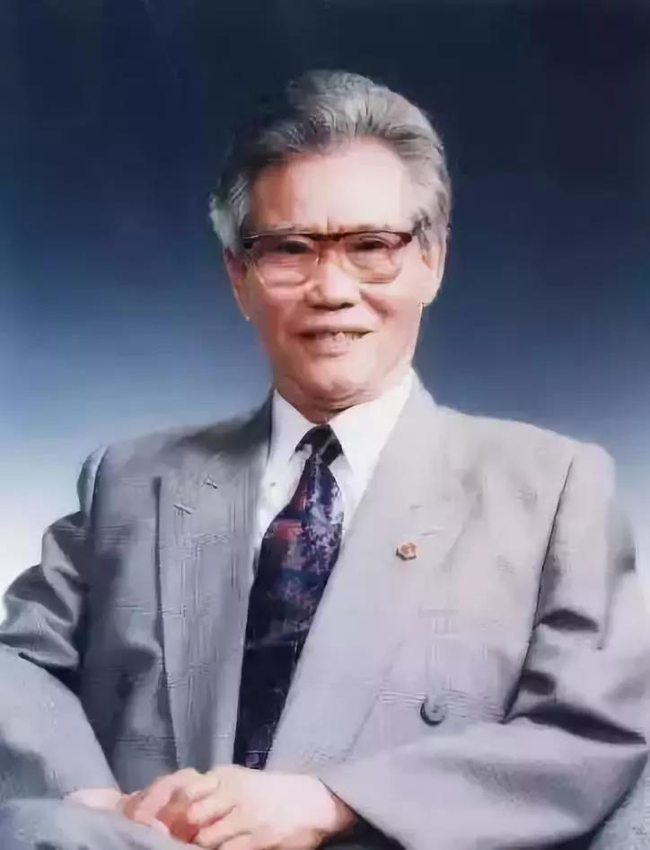 彭士禄，隐姓埋名的伟大人生，彭士禄，隐世英雄，伟大人生之旅