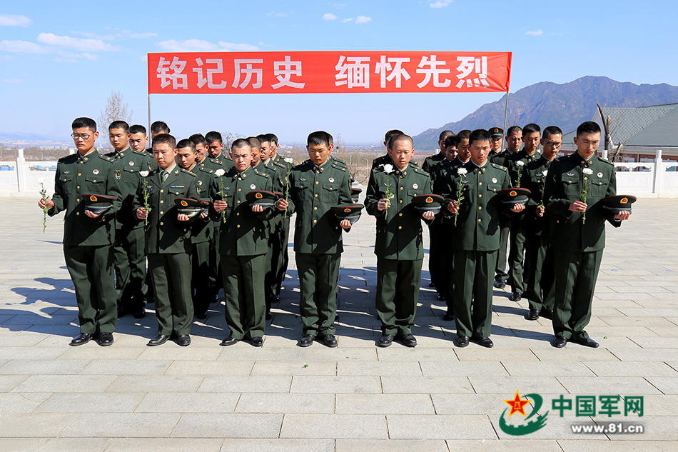 荣耀与担当——记第38集团军装甲六师仪仗队，荣耀与担当，第38集团军装甲六师仪仗队风采记