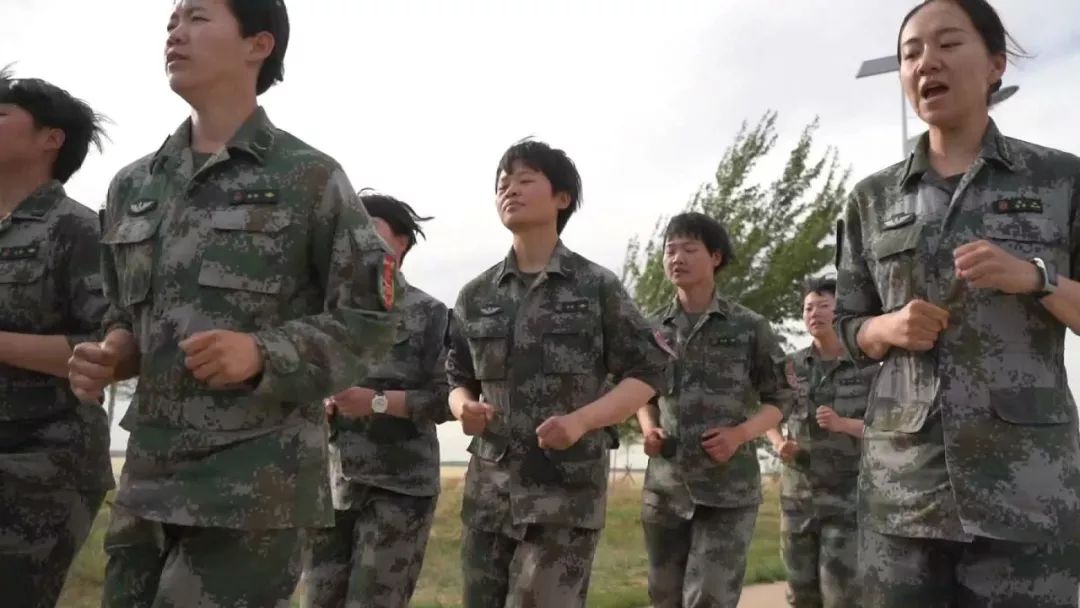 朱日和训练基地的训练时长与深度，体验军事训练的磨砺与挑战，朱日和训练基地，军事训练的磨砺与挑战之旅