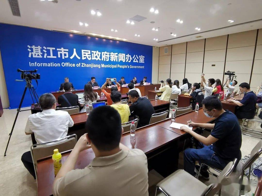 廉江今天特大新闻——城市新动向与发展里程碑，廉江今日要闻，城市新动向与发展里程碑事件揭秘