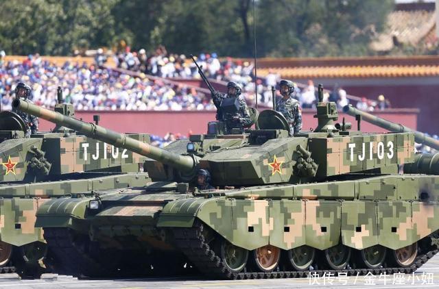 中国阅兵中的96式主战重坦，钢铁巨人的荣耀，钢铁巨人荣耀，中国阅兵中的96式主战重坦亮相