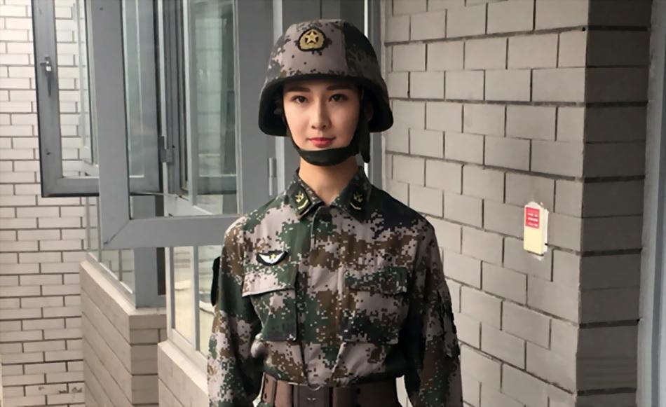 解放军三军仪仗队女兵表演视频，展现新时代巾帼英雄风采，解放军三军仪仗队女兵表演，新时代巾帼英雄风采展现