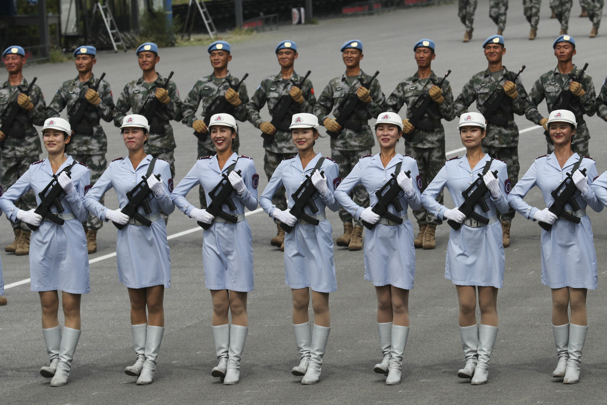 阅兵女民兵图片，展现新时代女性的风采与力量，阅兵女民兵图片，新时代女性的风采与力量展现