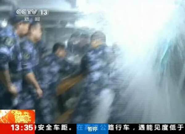 揭秘郑州舰舱门，探索中国海军现代化的重要一环，郑州舰舱门揭秘，窥探中国海军现代化关键一环