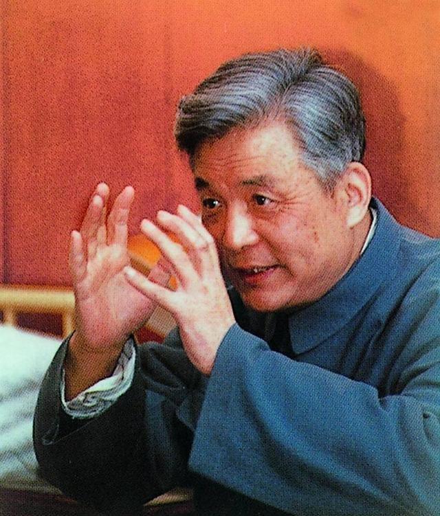 邓稼先的感人事迹，一生献身于国家核事业，邓稼先献身国家核事业，一生感人事迹铭记人心