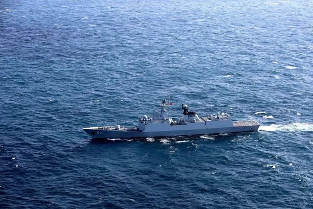 海军运城舰图片，展现中国海军力量的象征，海军运城舰图片，中国海军力量的骄傲象征