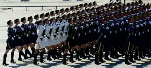 解放军女仪仗兵赵颖，坚韧与荣耀的象征，解放军女仪仗兵赵颖，坚韧之魂，荣耀之象征