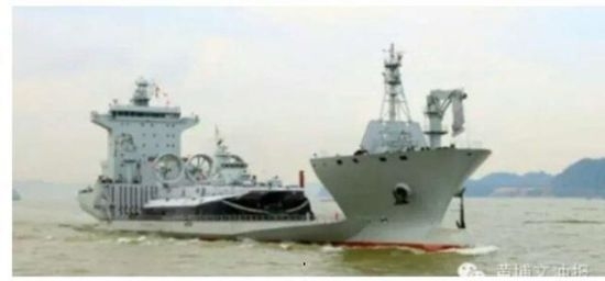 半潜船121，探索深海世界的先锋力量，半潜船121，深海探索先锋力量