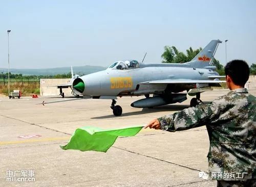 歼18模型，探索中国航空工业的杰作，歼18模型，中国航空工业的巅峰之作