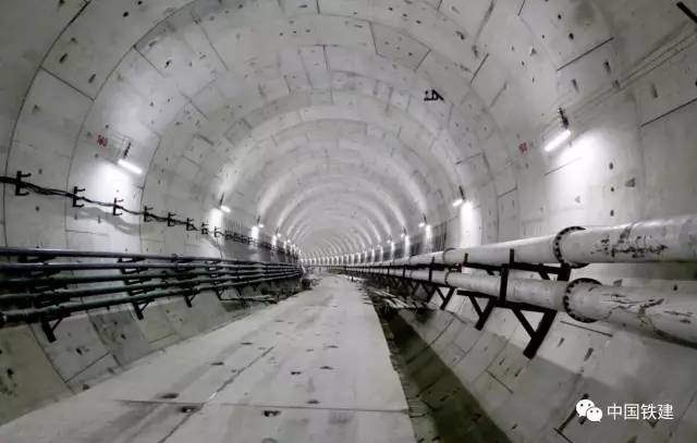 中国超大直径隧道建设最新动态，中国超大直径隧道建设最新进展报告