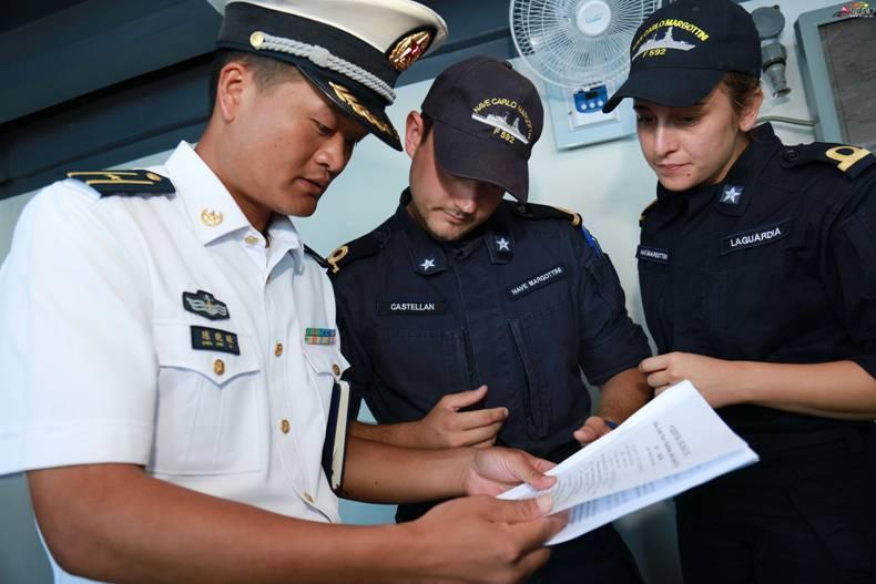 Military Channel: A Window to Global Military Affairs，Military Channel: 全球军事事务之窗