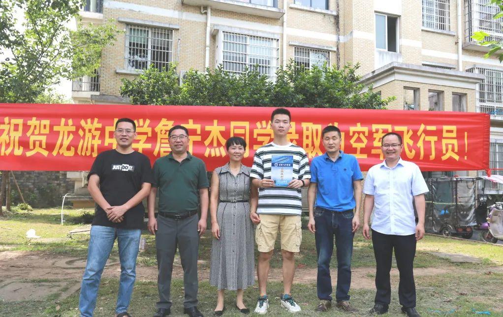 中国空军航空大学，培养精英飞行员的摇篮，中国空军航空大学，精英飞行员摇篮