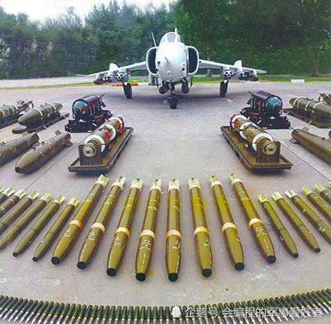 强5攻击机挂载武器，空中力量的锐利之剑，强5攻击机挂载武器，空中力量的锐利之剑展示