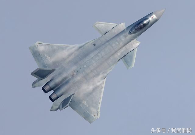 全新歼-20批量交付，中国空军战略转型的关键一步，中国空军战略转型重要里程碑，全新歼-20批量交付