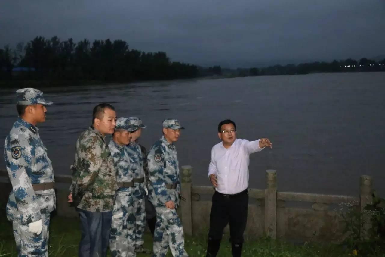 中国人民解放军空军的兵种构成及其战略价值，中国人民解放军空军的兵种构成与战略价值解析