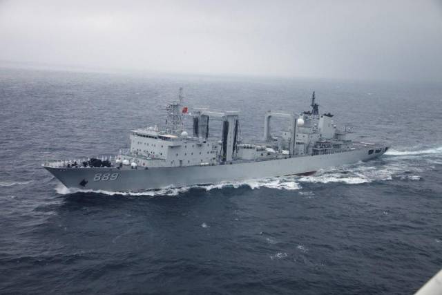 东平湖号综合补给舰，海军力量的重要支柱，东平湖号综合补给舰，海军力量的核心支柱