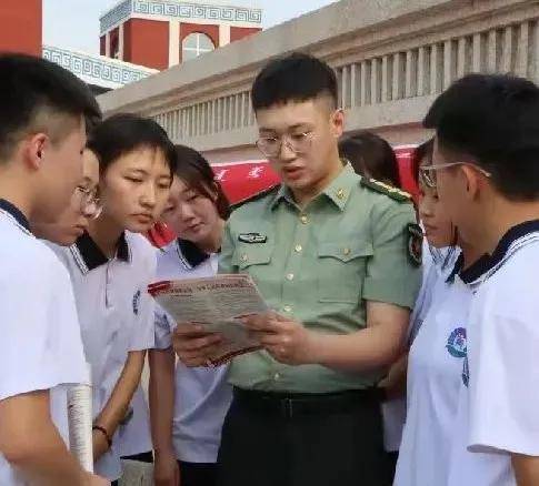 2022年新疆义务兵，新时代的守护者，新时代守护者，2022年新疆义务兵风采