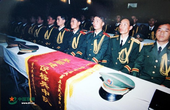 国宾护卫队与婚礼的庄严交响，结婚仪式中的荣耀护卫，国宾护卫队婚礼交响，荣耀护卫缔造永恒誓言