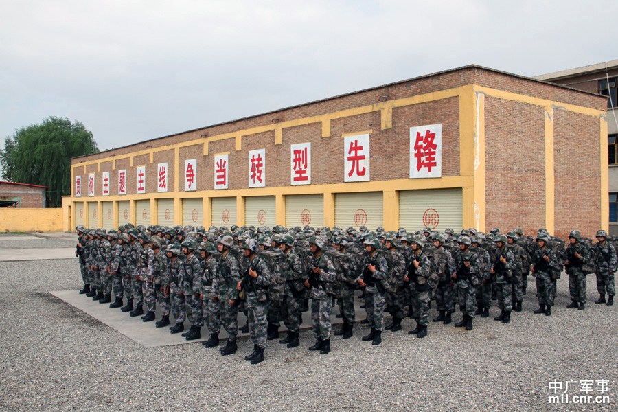 兰州空军部队概览，实力、训练与贡献，兰州空军部队实力、训练与贡献全貌概览