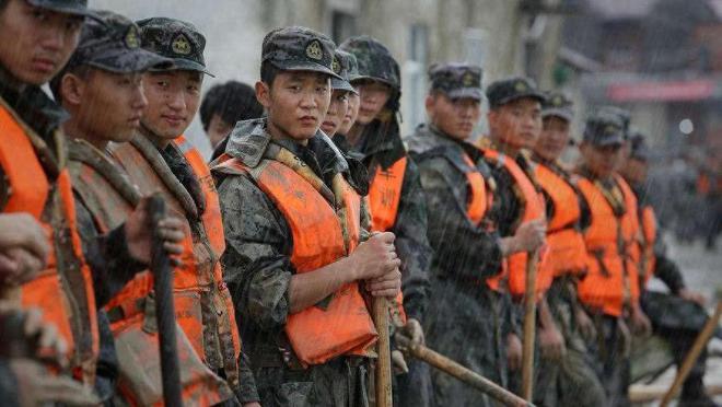 38集团军与武警部队的对峙，一场深度解析，深度解析，38集团军与武警部队的对峙揭秘