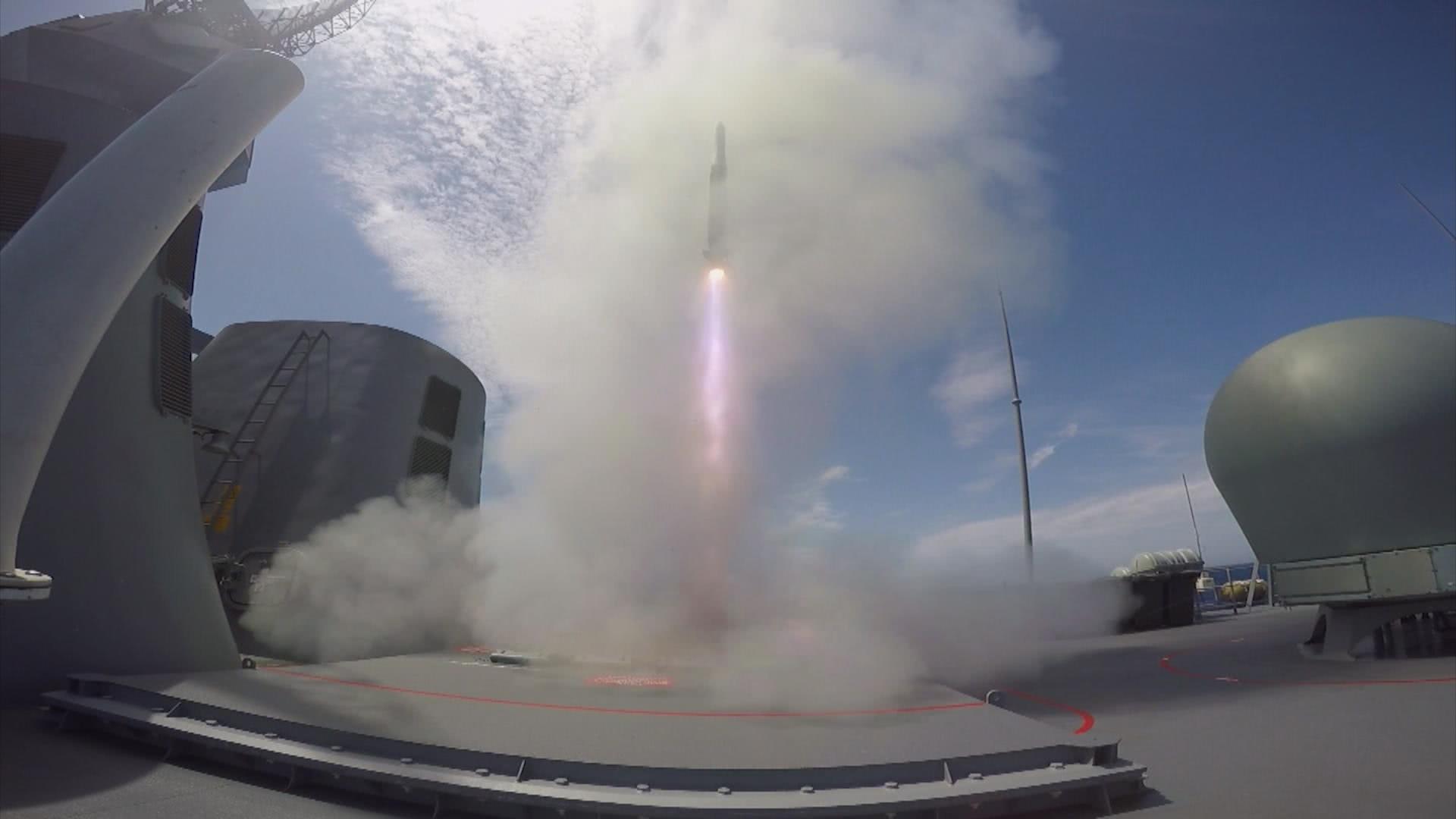 PL-15空空导弹数据解析，PL-15空空导弹性能数据深度解析