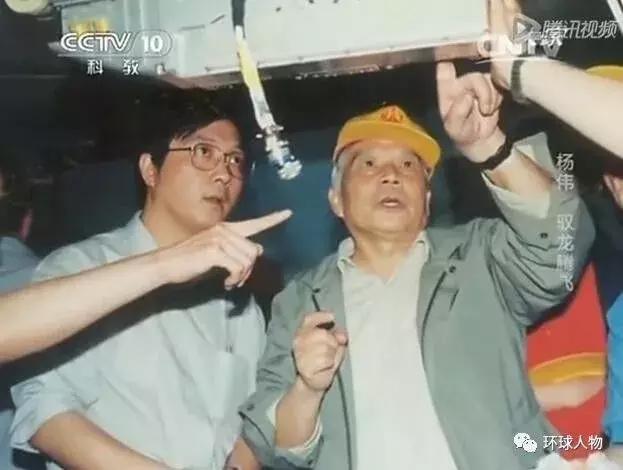 歼-10总设计师杨伟的卓越生涯，歼-10总设计师杨伟，卓越生涯的辉煌篇章
