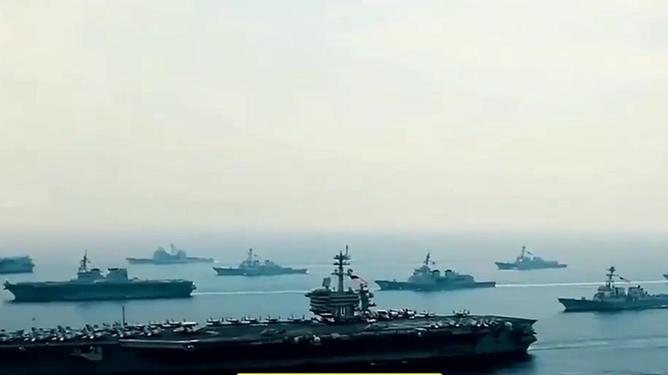 英国军舰过台湾海峡，历史与现实的交织，英国军舰穿越台湾海峡，历史与现实的交汇