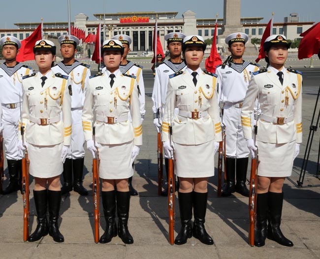 中国人民解放军仪仗队女兵在国外的风采展现，中国人民解放军仪仗队女兵海外风采展现
