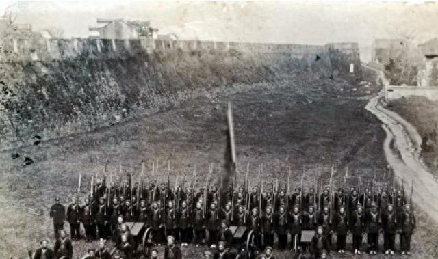 新疆军区总兵力概况，新疆军区总兵力概况简介