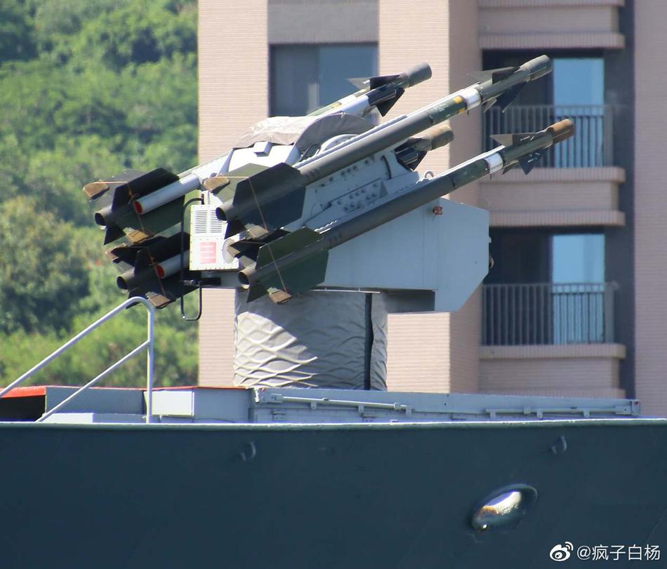 武夷号补给舰，海军力量的重要支柱，武夷号补给舰，海军力量的核心支柱