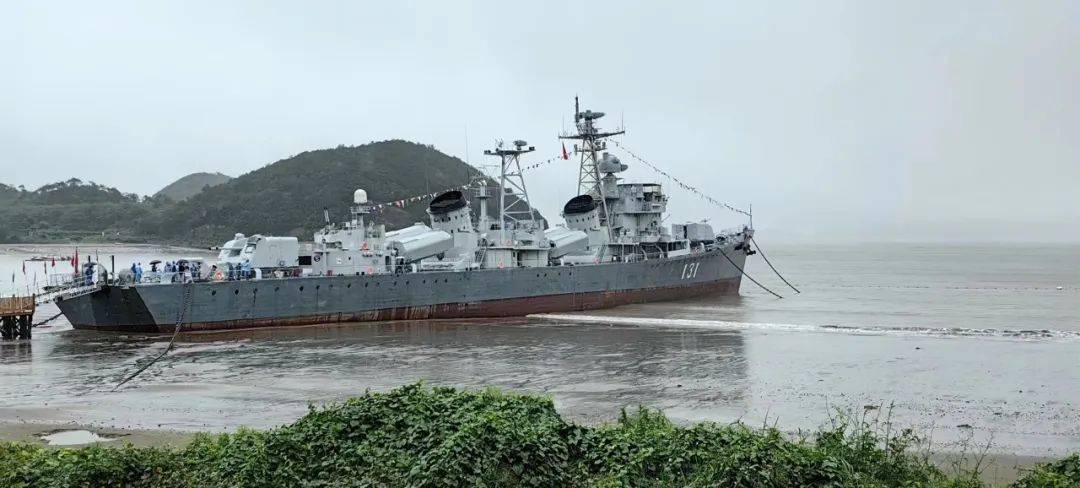 探索中国海军力量的壮丽篇章，南京舰图片解析，中国海军力量探索之旅，南京舰图片解析