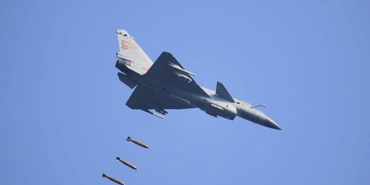 歼-10C战斗机单价揭秘，成本与价值的平衡，揭秘歼-10C战斗机单价，成本与价值的较量