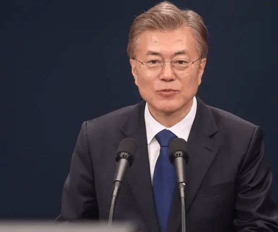 韩国总统文在寅的执政之路，回顾其当选总统的年份与历程，韩国总统文在寅的执政之路，从当选年份到历程回顾