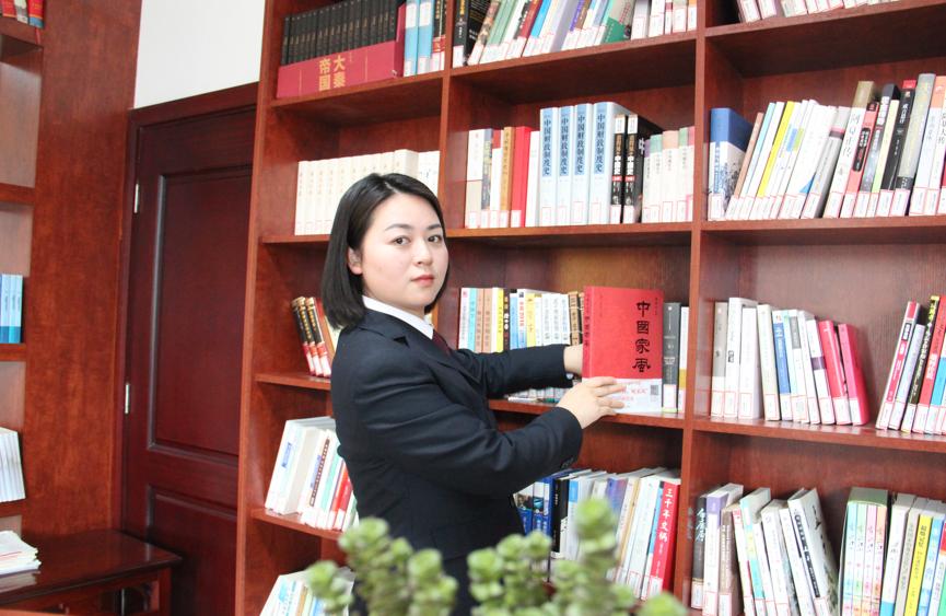 今日新闻摘抄十条（30字），今日新闻热点摘要，精选十条新闻速读（30字版）