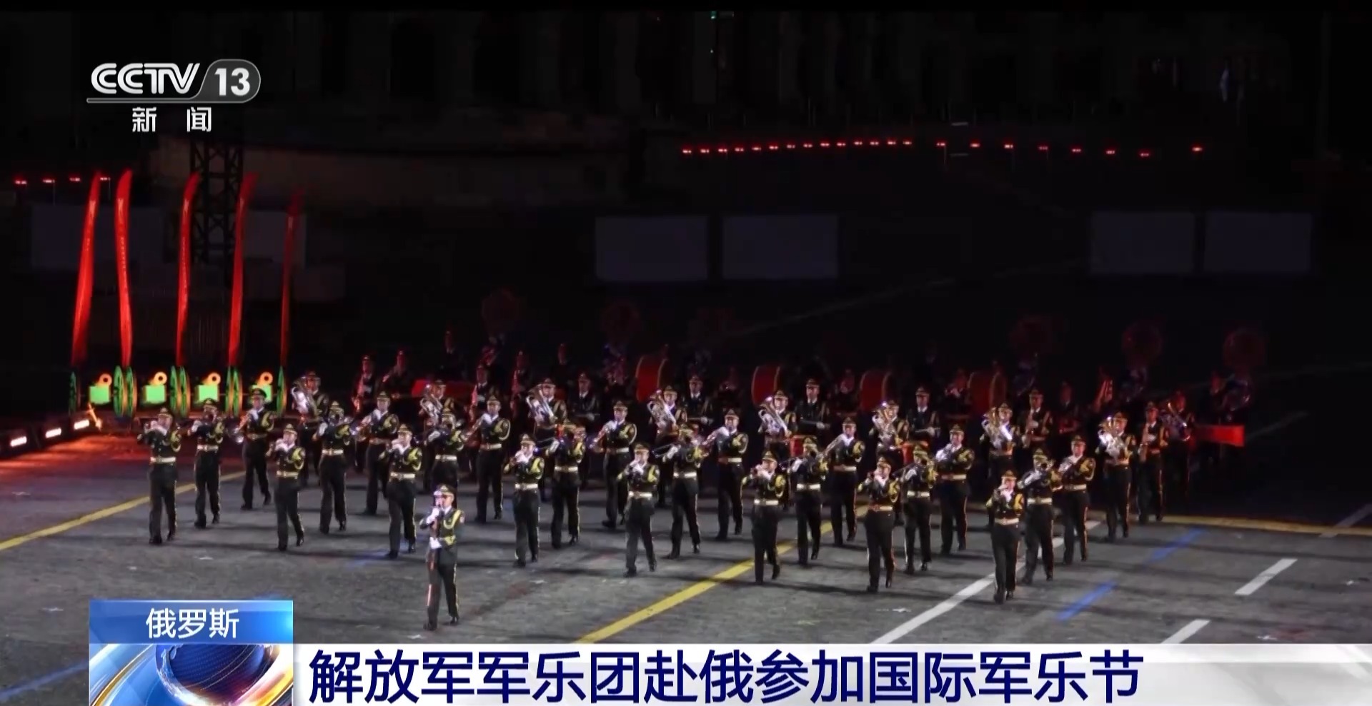 钢铁洪流进行曲阅兵，展现国家力量与荣耀，钢铁洪流展现国家力量与荣耀的阅兵进行曲