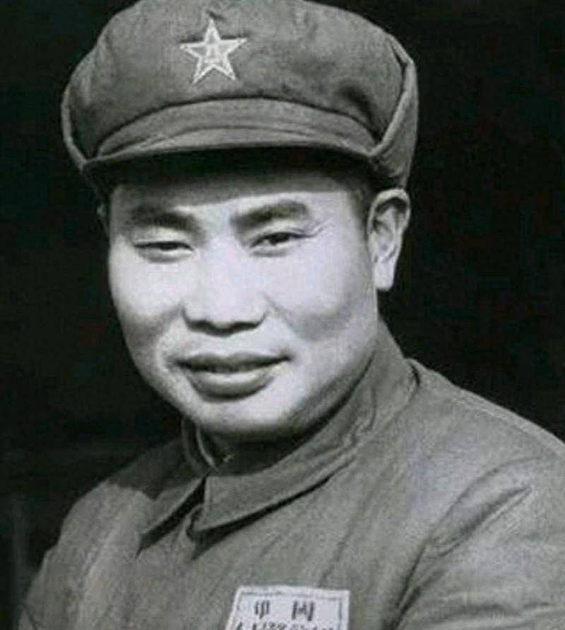 揭秘首任总参谋长，英勇无畏，智慧卓越的军事战略家，揭秘首任总参谋长，英勇无畏的军事战略家，智慧卓越的战略领航者