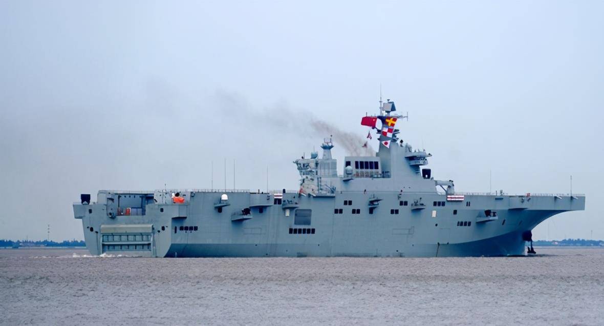 揭秘中国海军新宠，第三艘075型两栖攻击舰，揭秘中国海军新宠，第三艘075型两栖攻击舰亮相！