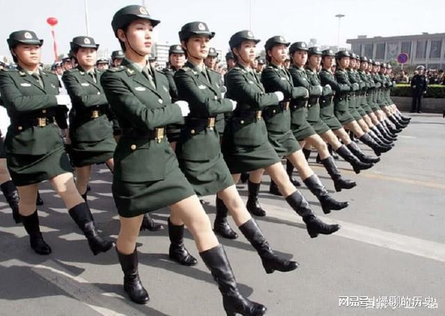 中国退伍女兵视频，荣耀与坚韧的象征，中国退伍女兵的荣耀与坚韧，视频展现时代象征