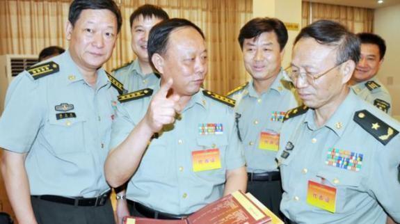 中国军衔等级图片及其历史背景，中国军衔等级图片及历史背景概述