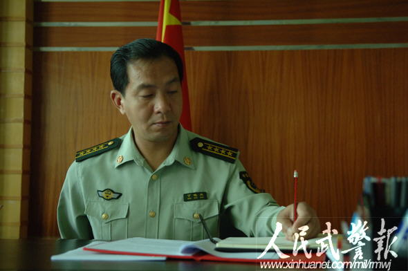 武警丁晓兵简历，英勇无畏的忠诚卫士，武警丁晓兵，忠诚卫士的英勇传奇简历