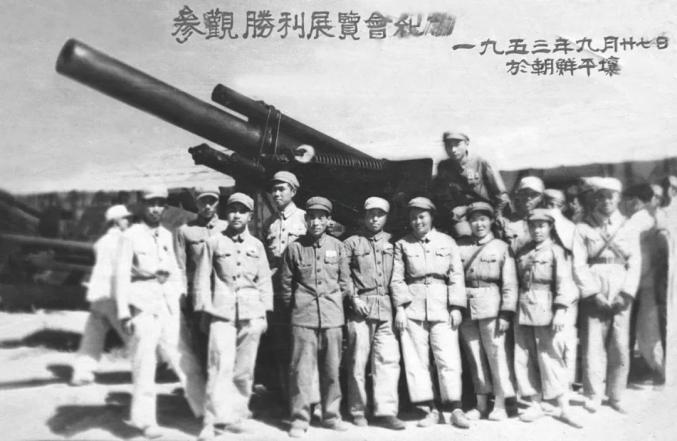 以中国人民志愿军军歌之名义辞职，英勇的战士与时代的选择，中国人民志愿军军歌下的英勇战士与时代抉择，辞职背后的壮志与担当