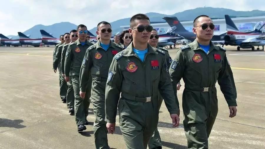 中国空军装备歼-20的数量解析，中国空军歼-20装备数量解析